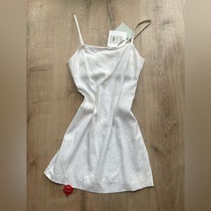 Theory mini white dress! Size 2